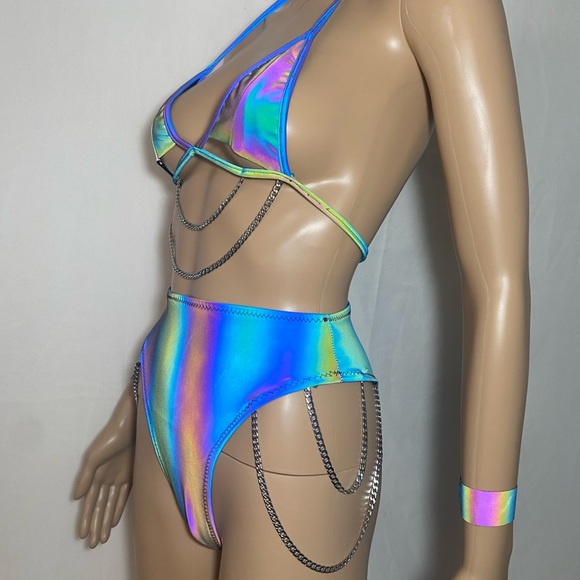 Two piece set - Picture 4 of 8